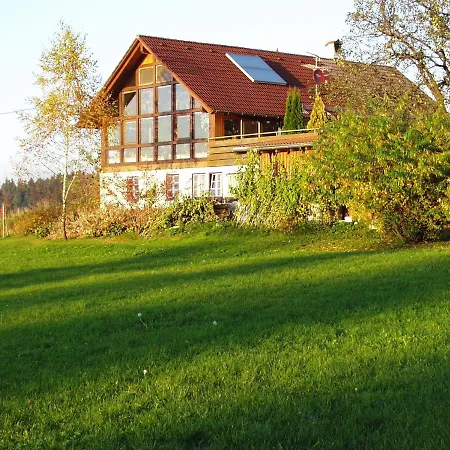 Biohof Und Imkerei Schlossle Allgau * Untrasried